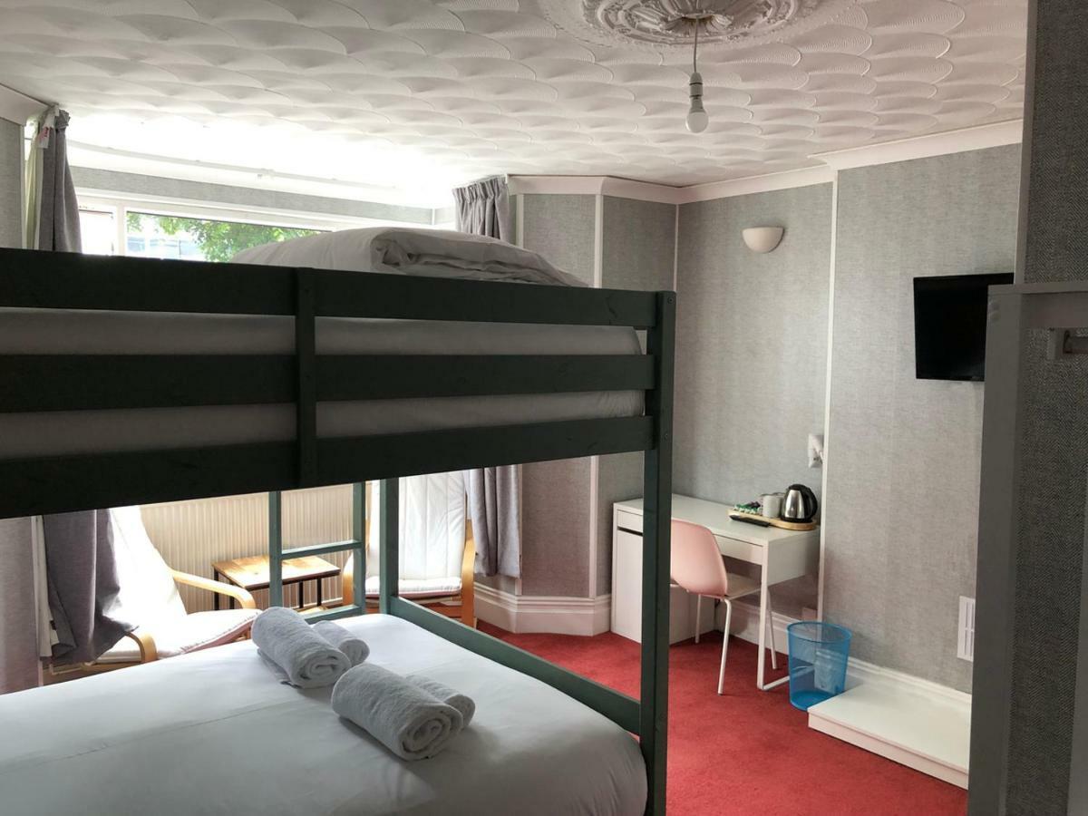 Wisestay Κάρντιφ Εξωτερικό φωτογραφία
